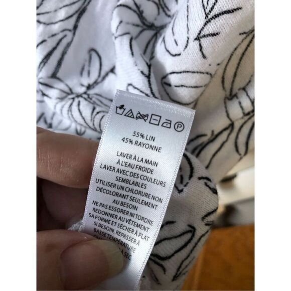 Cynthia Rowley Open V Neck Sweater L - Picture 9 of 11